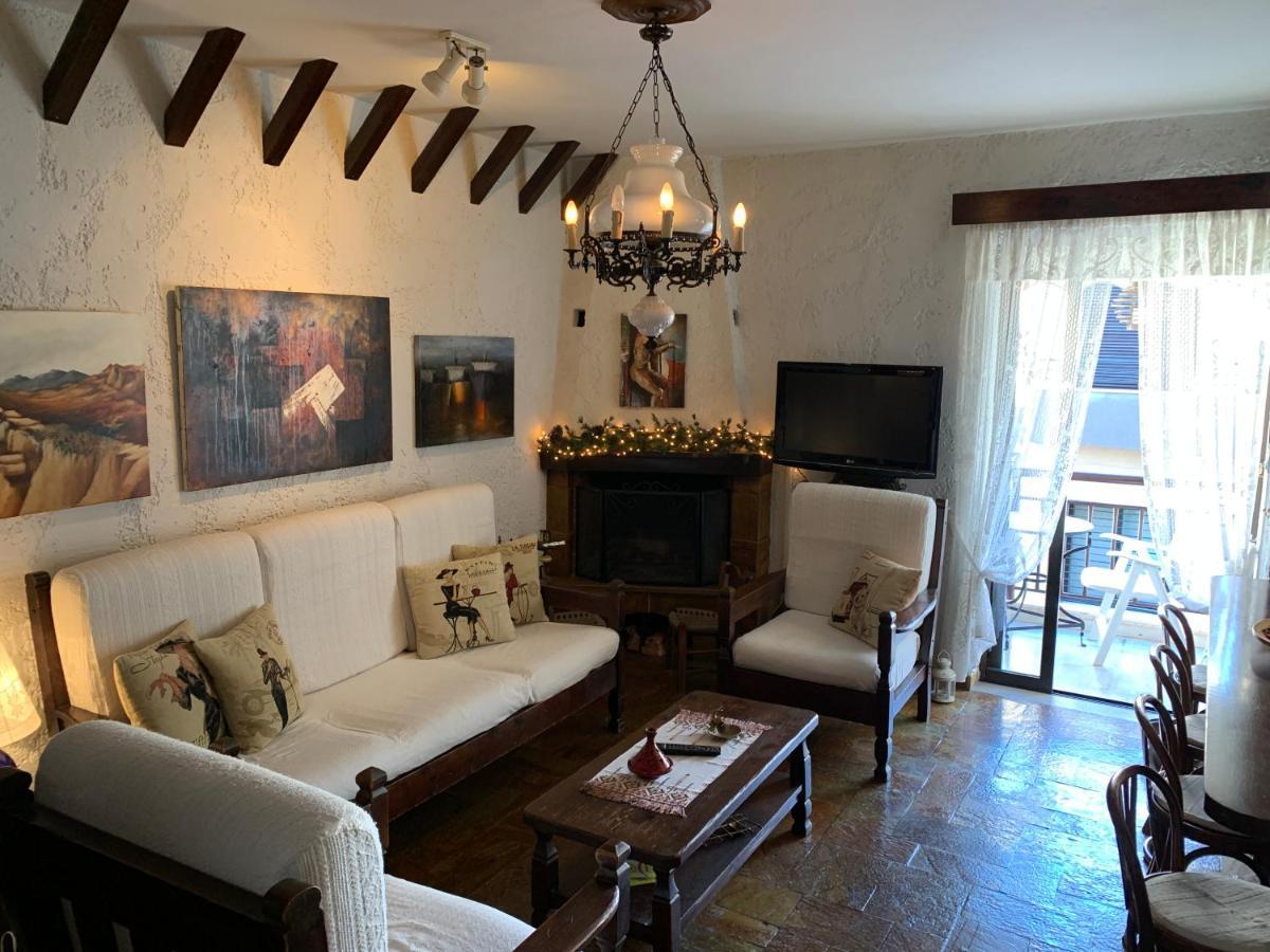 Apartamento The Rustic Hug Atenas Exterior foto